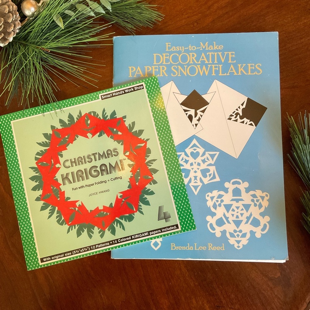 Vintage Holiday Snowflake and Kirigami Books Paper Folding & Cutting Crafts